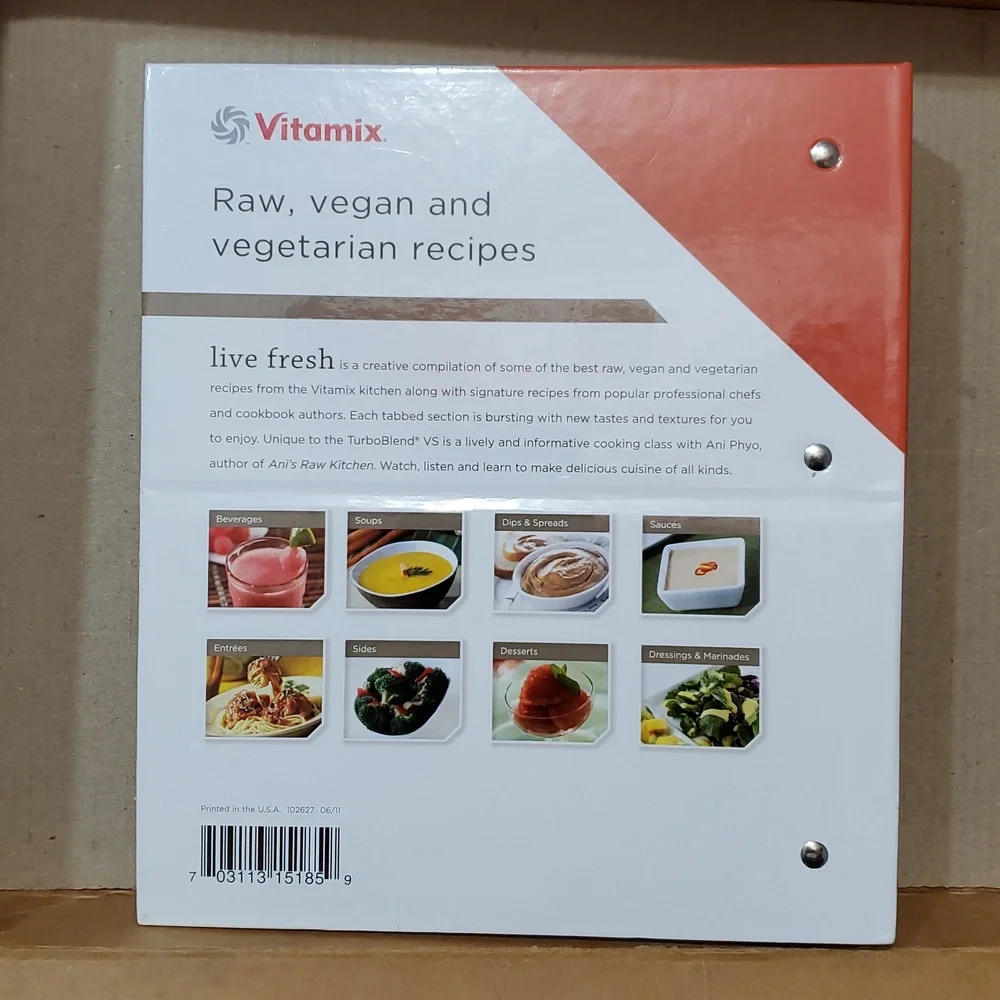 👩🏻‍🍳 Live Fresh Cookbook By Vitamix rind bound hardcover book 📚 - Picture 2 of 16